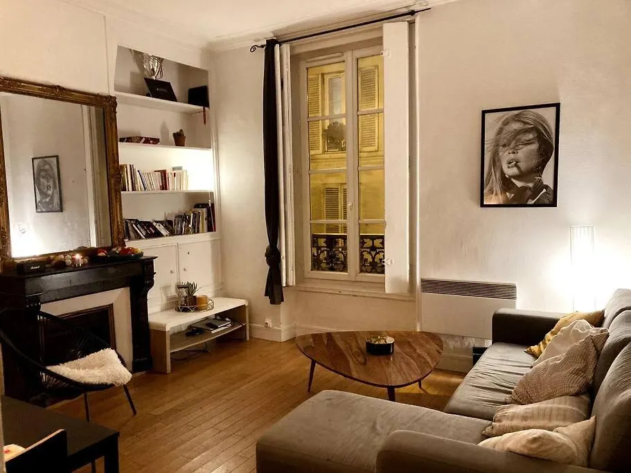 Paris 9E Bel Appartement De 40M2